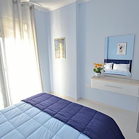Sunrise Suites Vlorë Exteriör bild