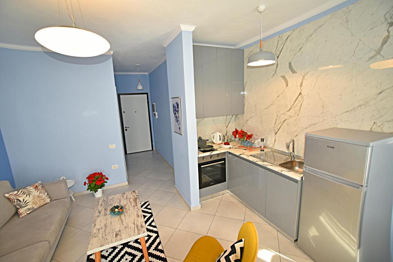 Sunrise Suites Vlorë Exteriör bild