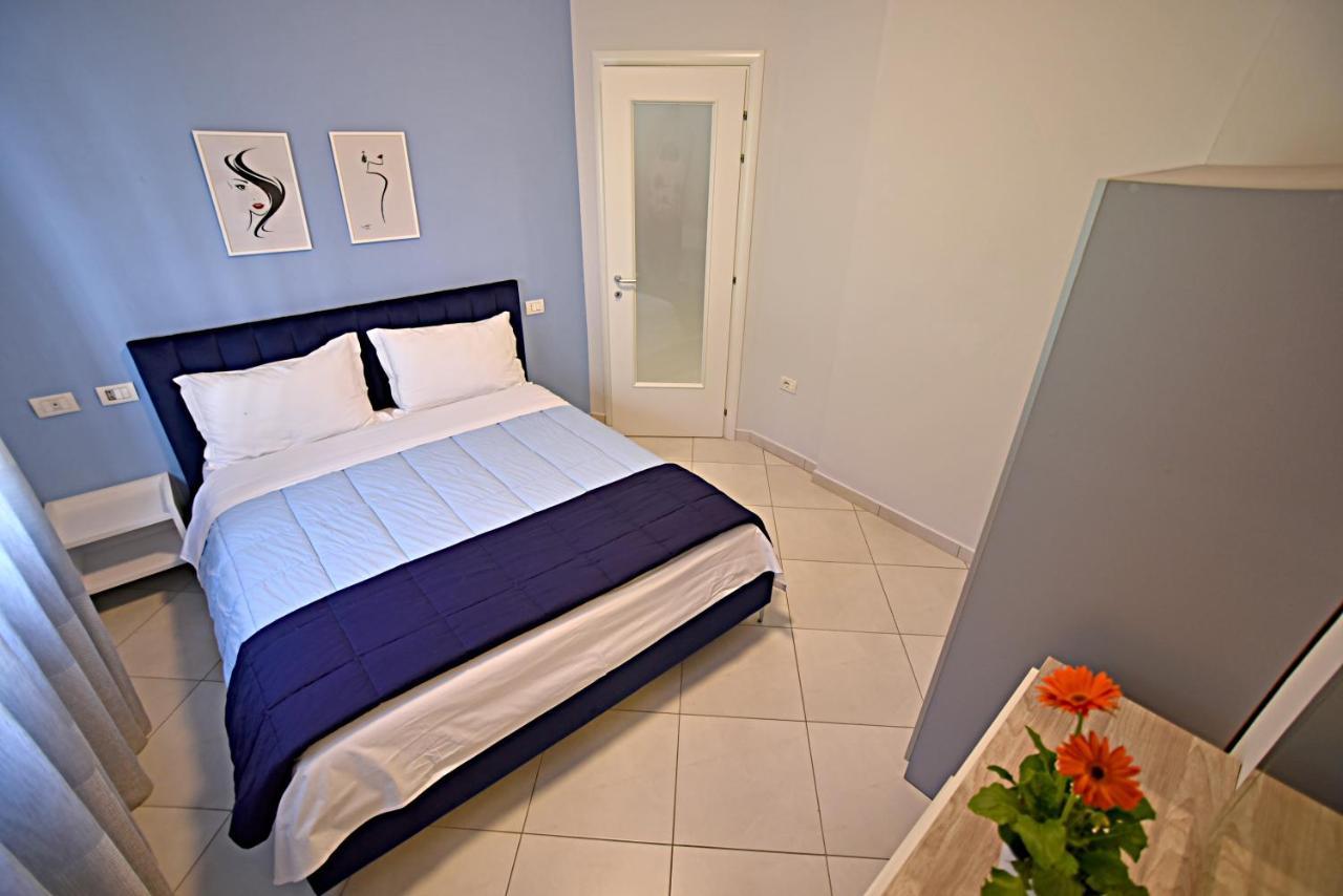 Sunrise Suites Vlorë Exteriör bild