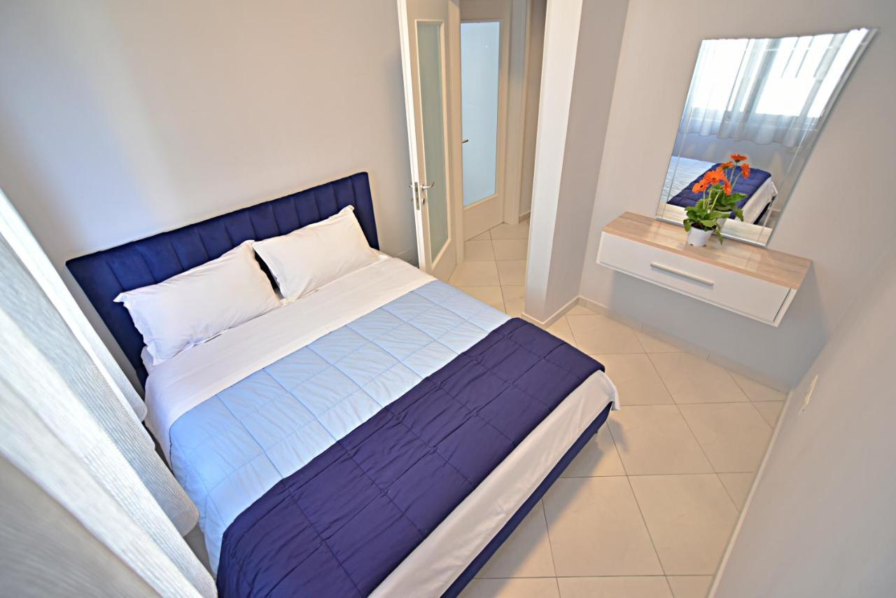 Sunrise Suites Vlorë Exteriör bild