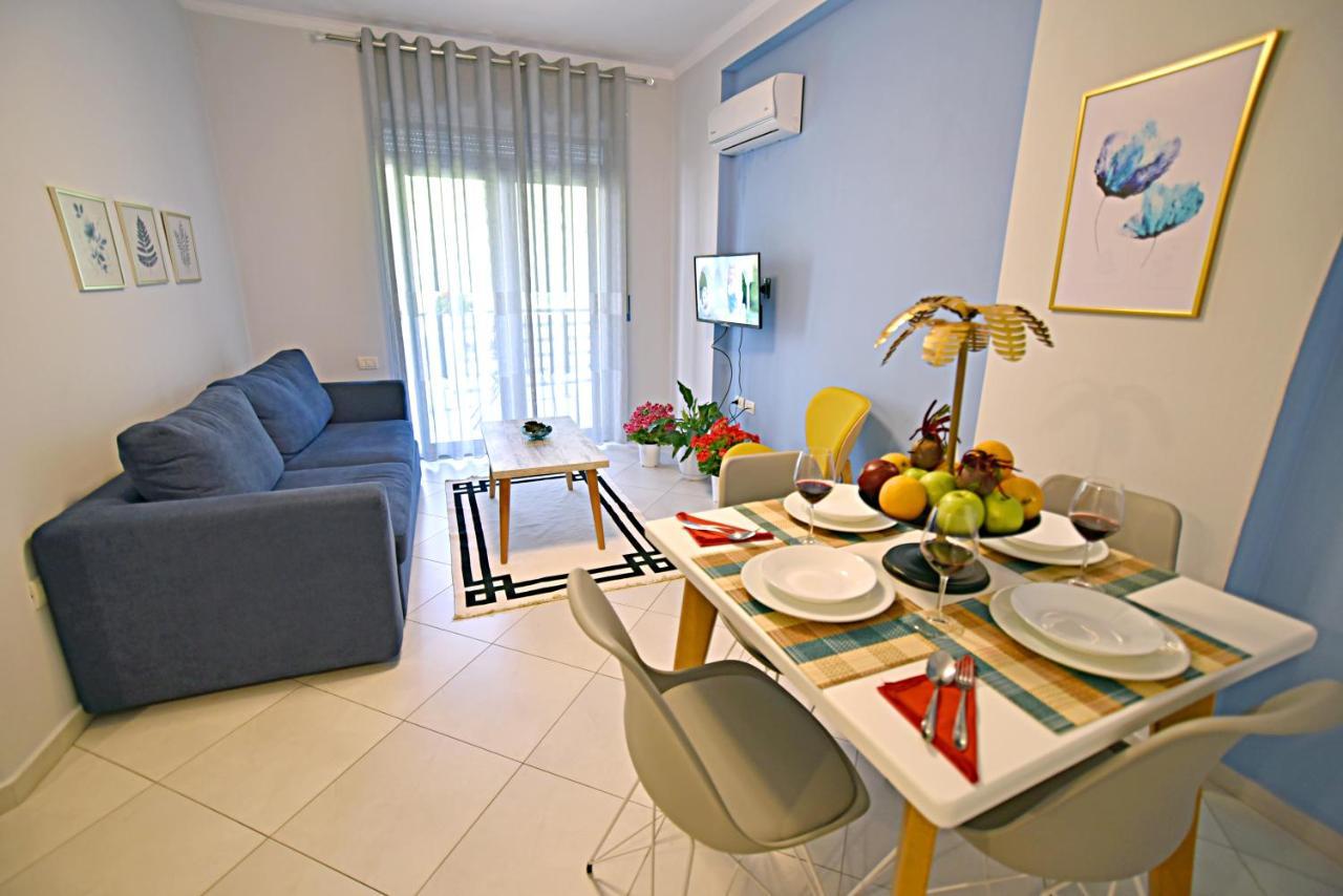 Sunrise Suites Vlorë Exteriör bild