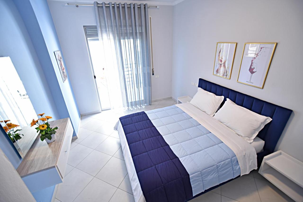 Sunrise Suites Vlorë Exteriör bild