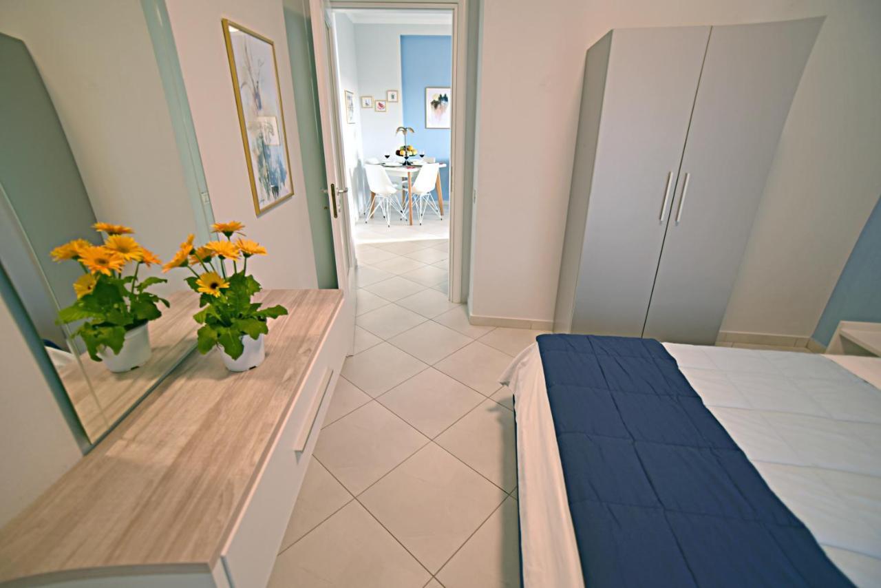 Sunrise Suites Vlorë Exteriör bild