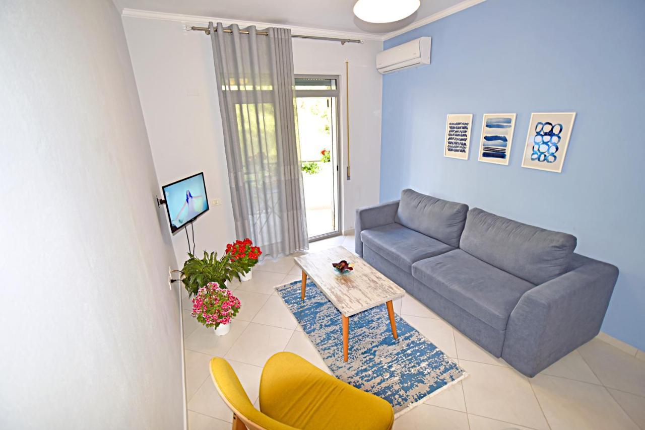 Sunrise Suites Vlorë Exteriör bild
