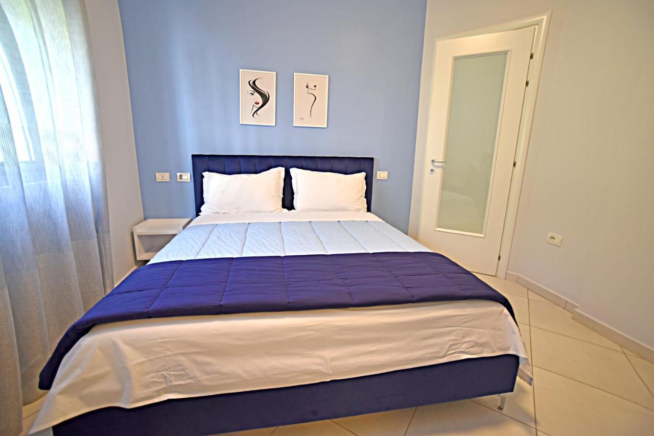 Sunrise Suites Vlorë Exteriör bild